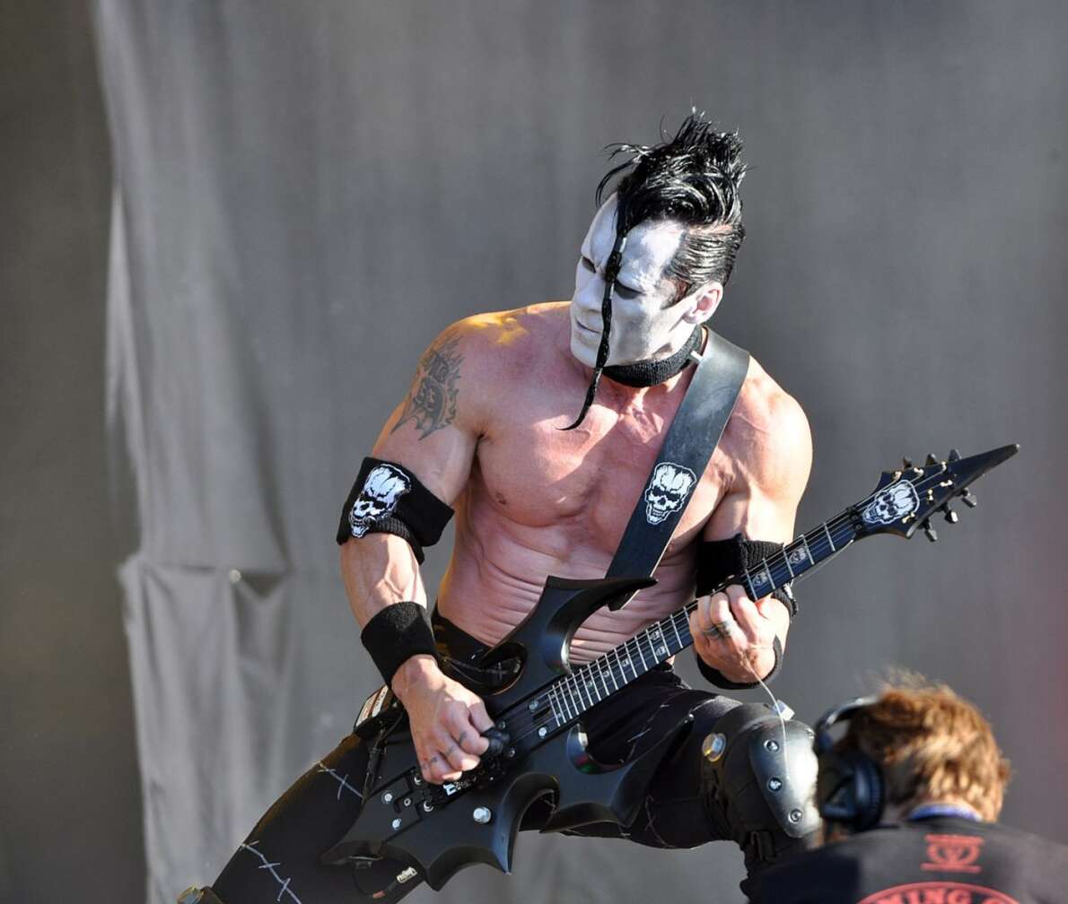 Gitarrist von Misfits bei einer Live-Show