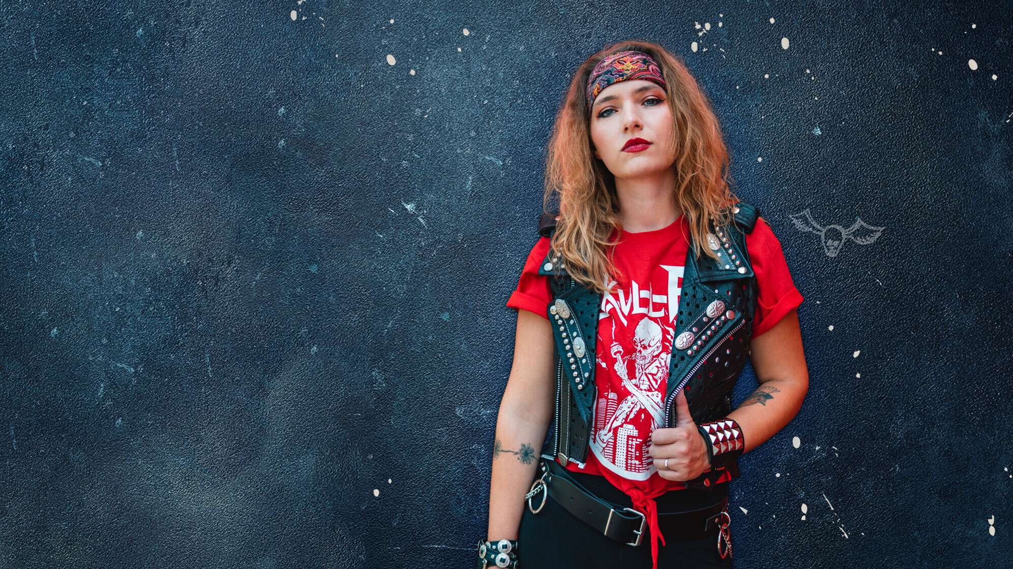 Hier gibt's mehr Infos zu Vulvarine-Bassistin Robin Redbreast