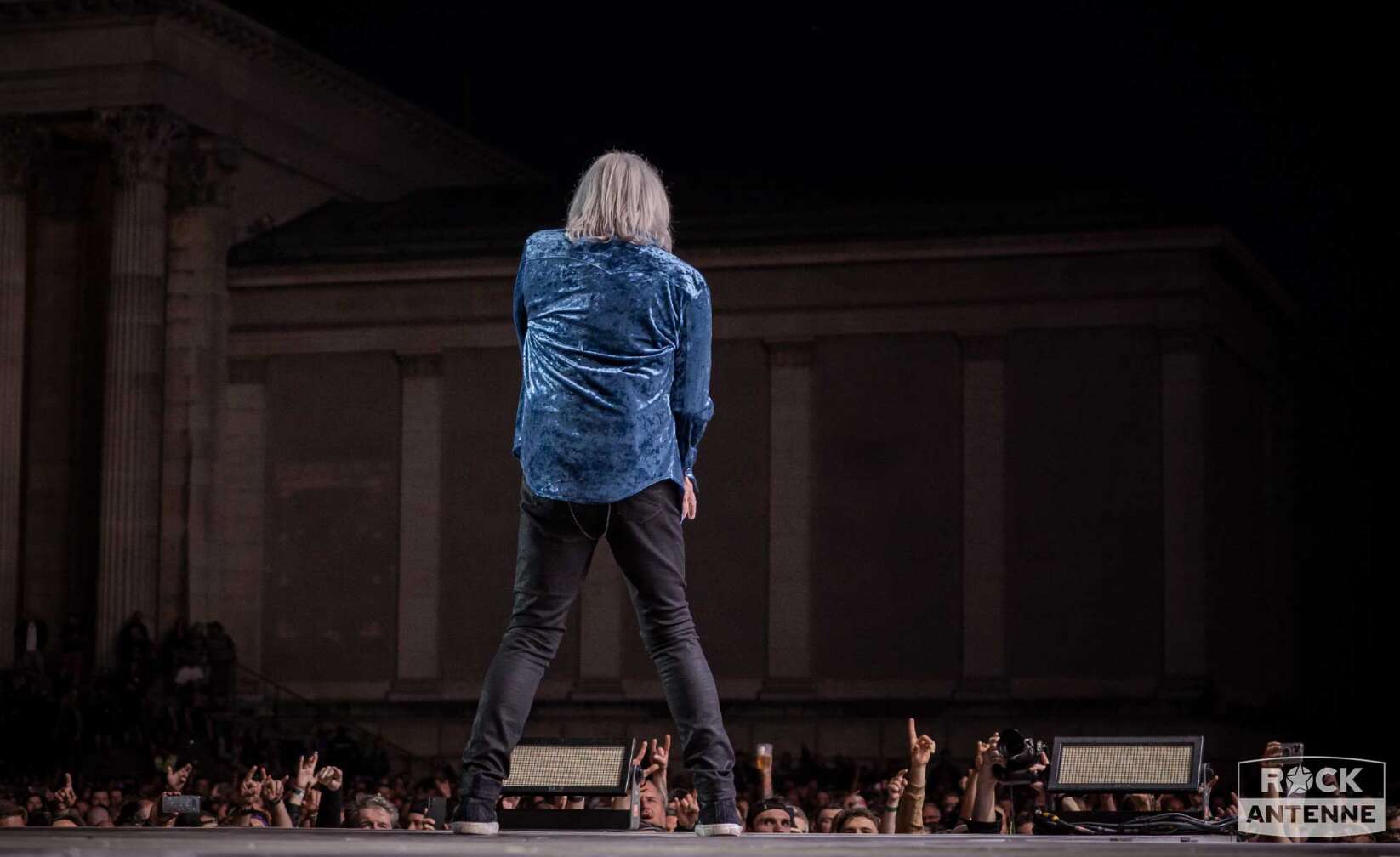 Konzertfotos von Def Leppard in München 2023
