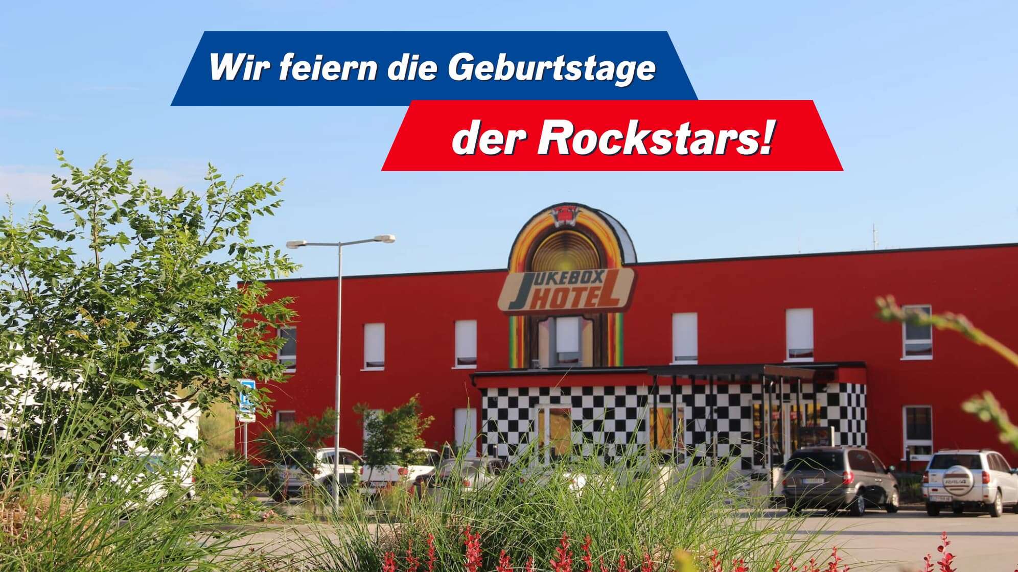 ein Blick von außen auf das Jukebox Hotel in der Family City