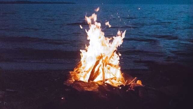 Light My Fire: Tipps und Tricks für das perfekte Lagerfeuer