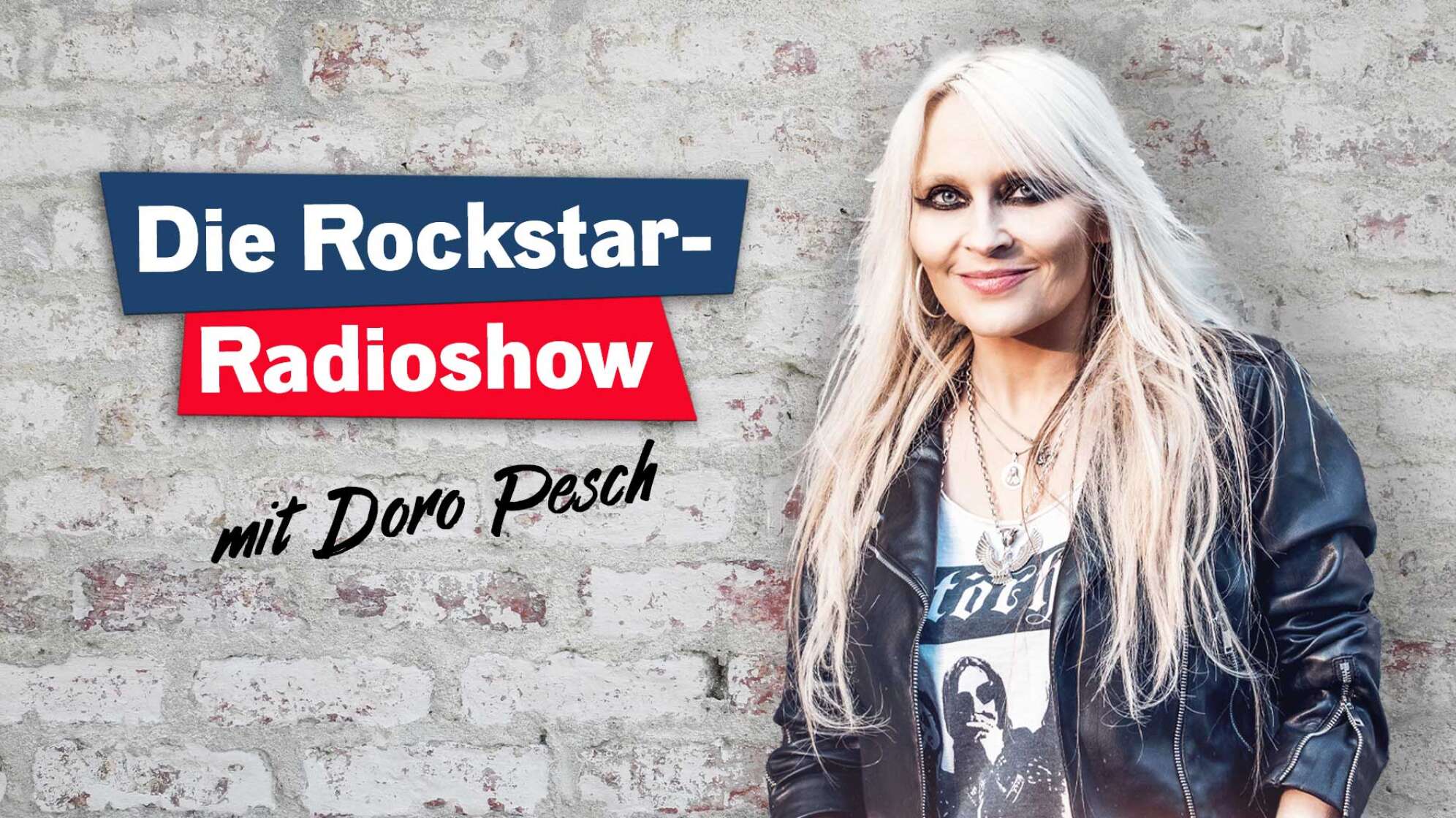 Doro Pesch am Mikro bei der Rockstar Radioshow von ROCK ANTENNE