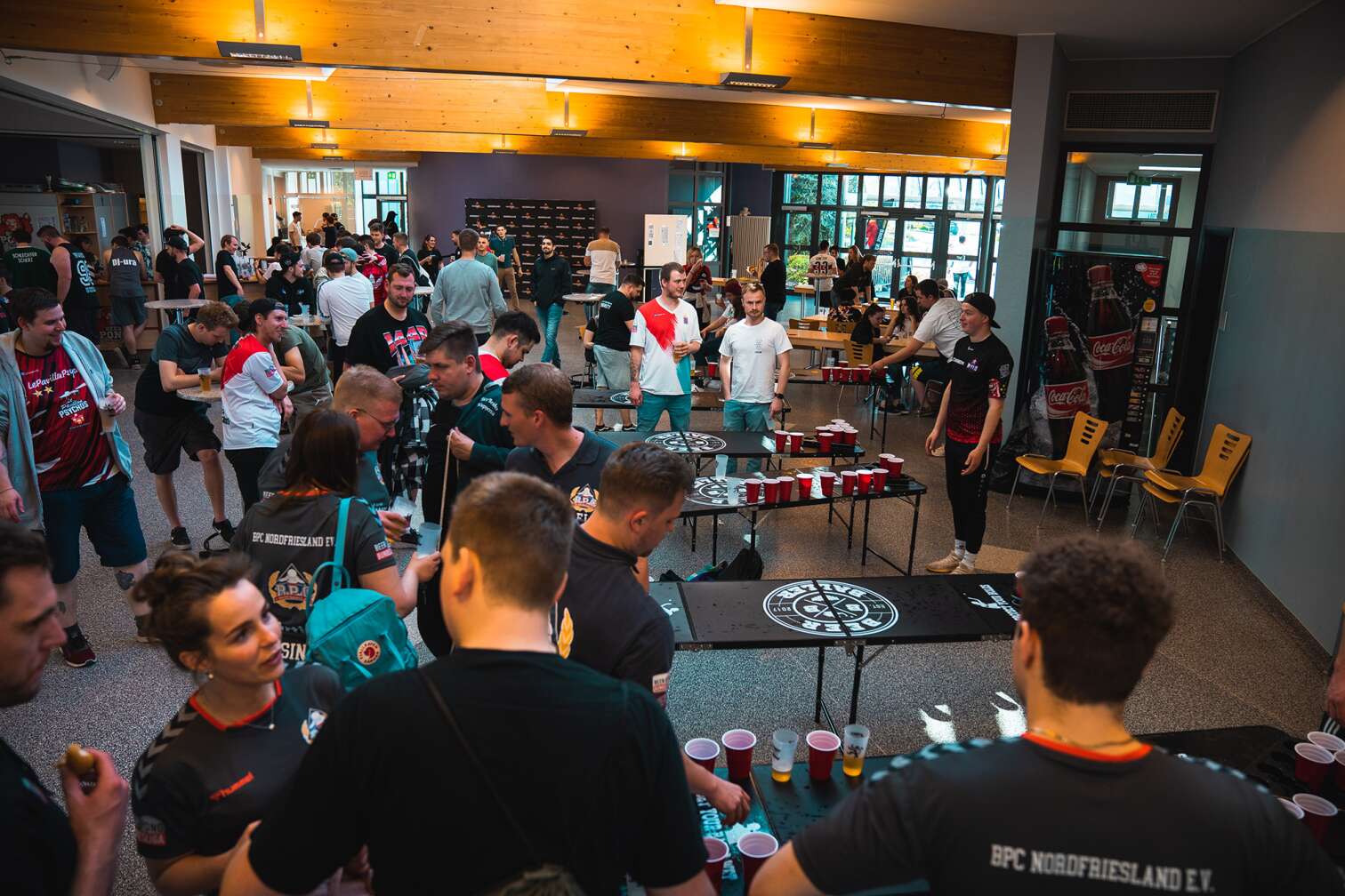Ein Foto einer Veranstaltung der Beer Pong Bundesliga